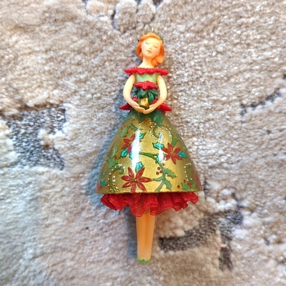 Hallmark 2006 Keepsake Ornament Christmas Belle - Picture 2 of 7